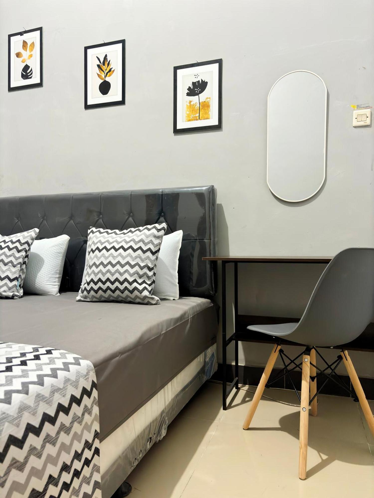 Jogja Day Inn Γιογκιακάρτα Εξωτερικό φωτογραφία