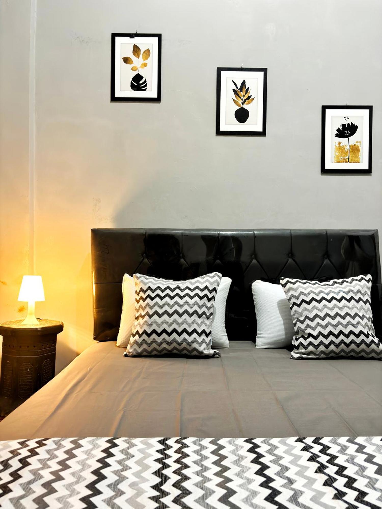 Jogja Day Inn Γιογκιακάρτα Εξωτερικό φωτογραφία