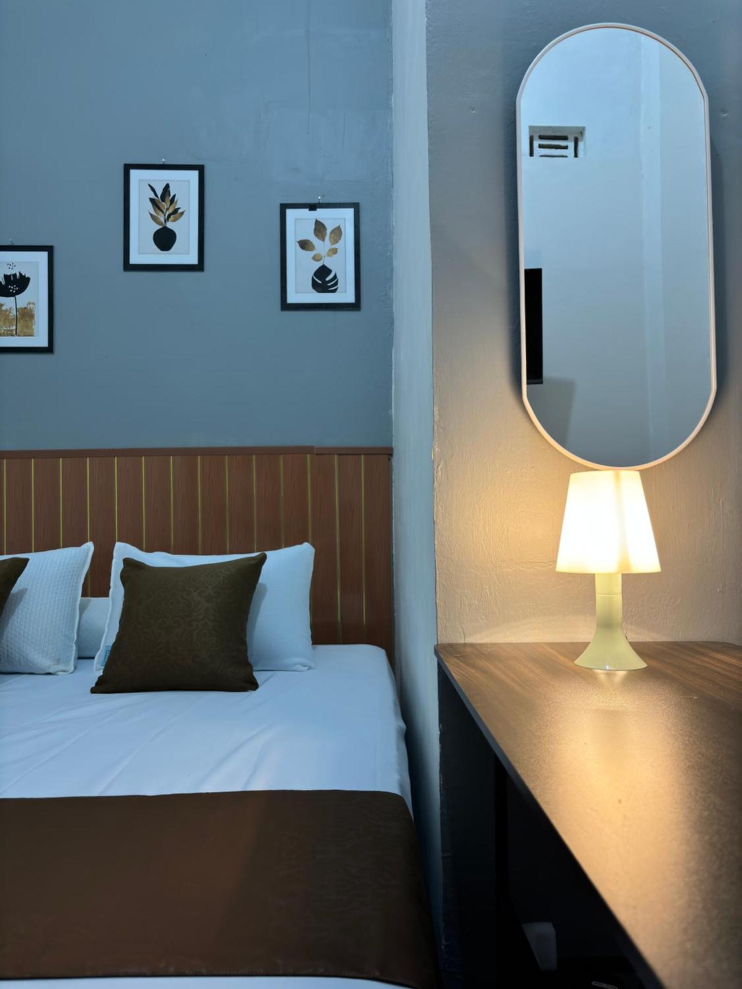 Jogja Day Inn Γιογκιακάρτα Εξωτερικό φωτογραφία