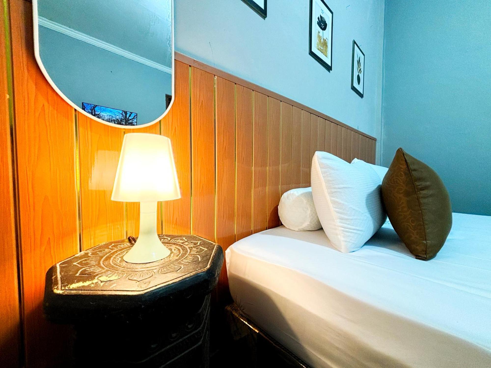 Jogja Day Inn Γιογκιακάρτα Εξωτερικό φωτογραφία