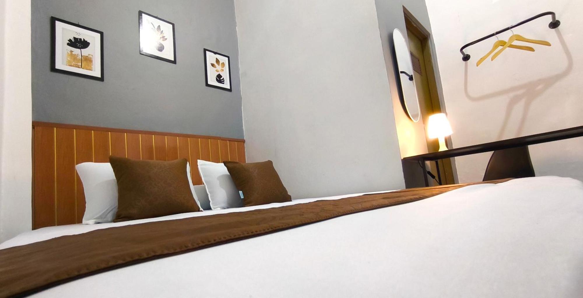 Jogja Day Inn Γιογκιακάρτα Εξωτερικό φωτογραφία