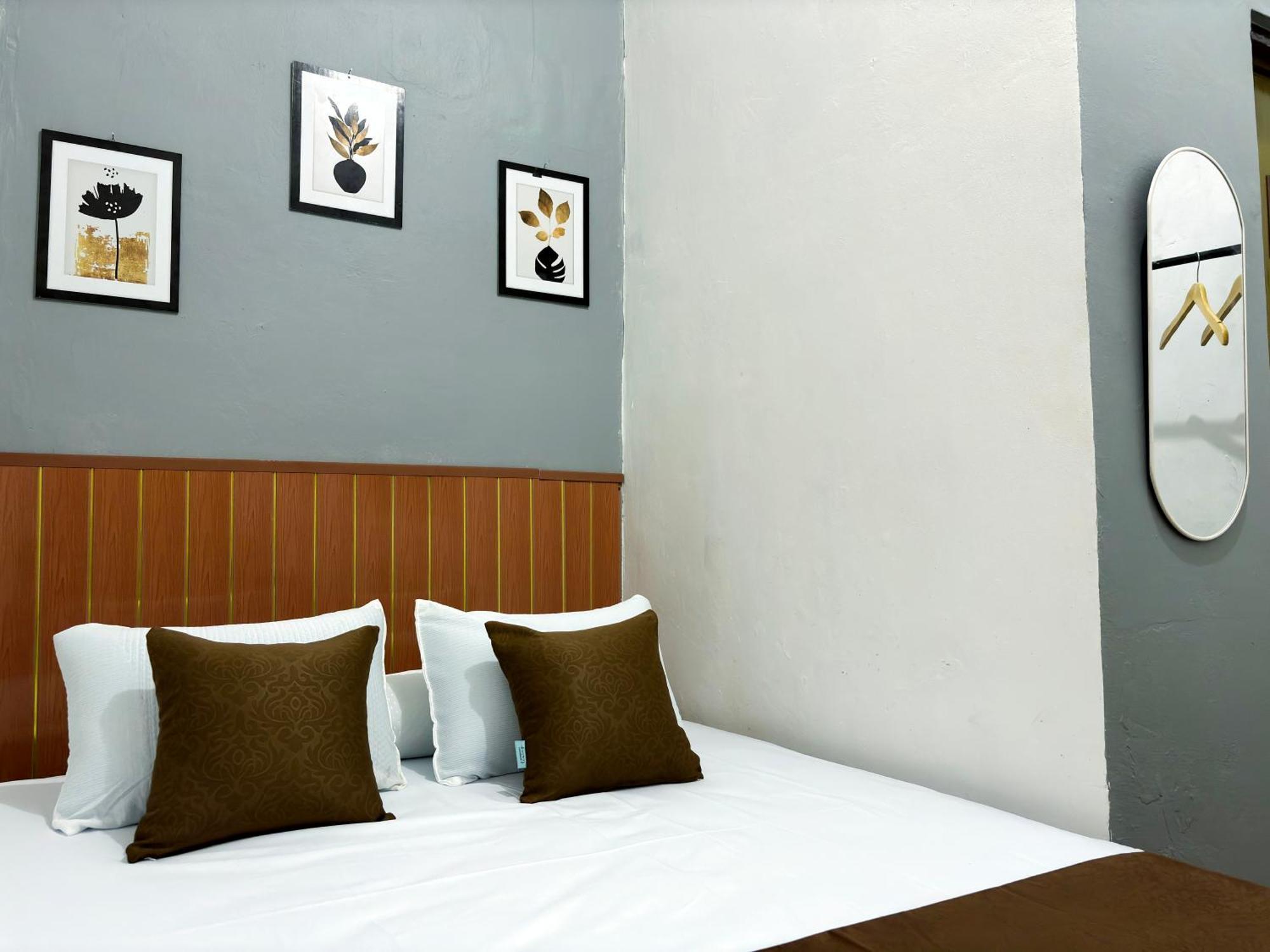 Jogja Day Inn Γιογκιακάρτα Εξωτερικό φωτογραφία