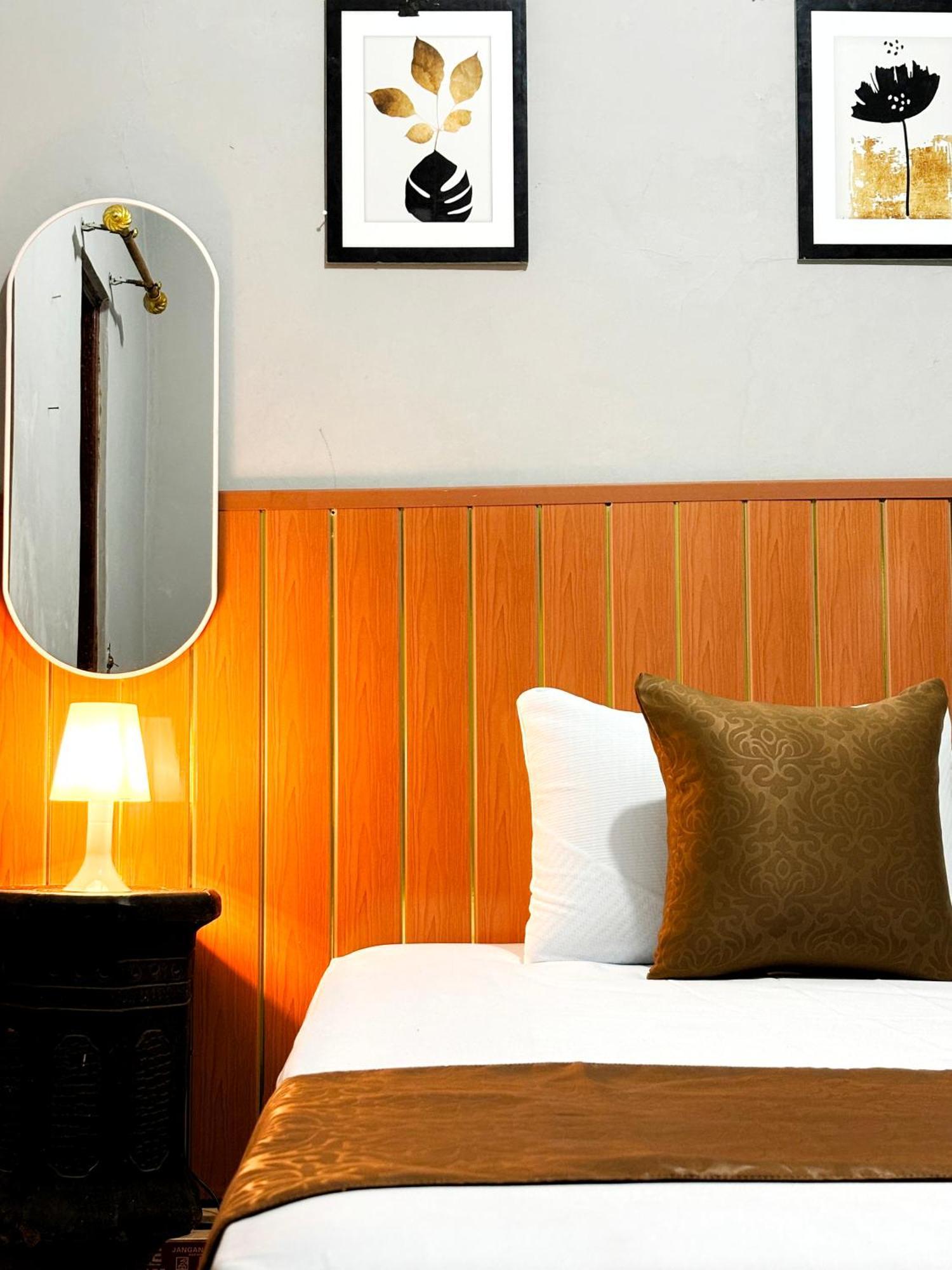 Jogja Day Inn Γιογκιακάρτα Εξωτερικό φωτογραφία