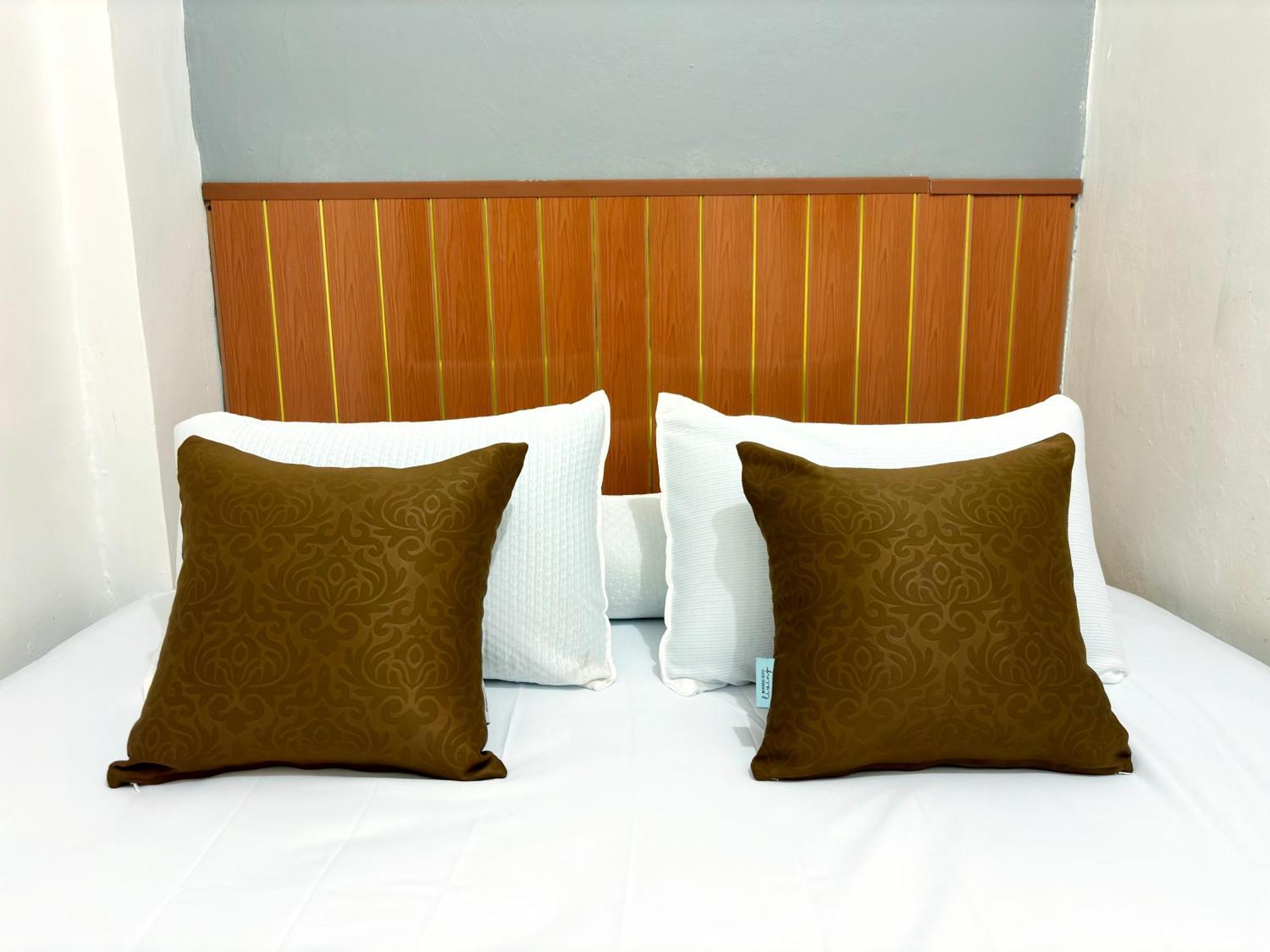 Jogja Day Inn Γιογκιακάρτα Εξωτερικό φωτογραφία