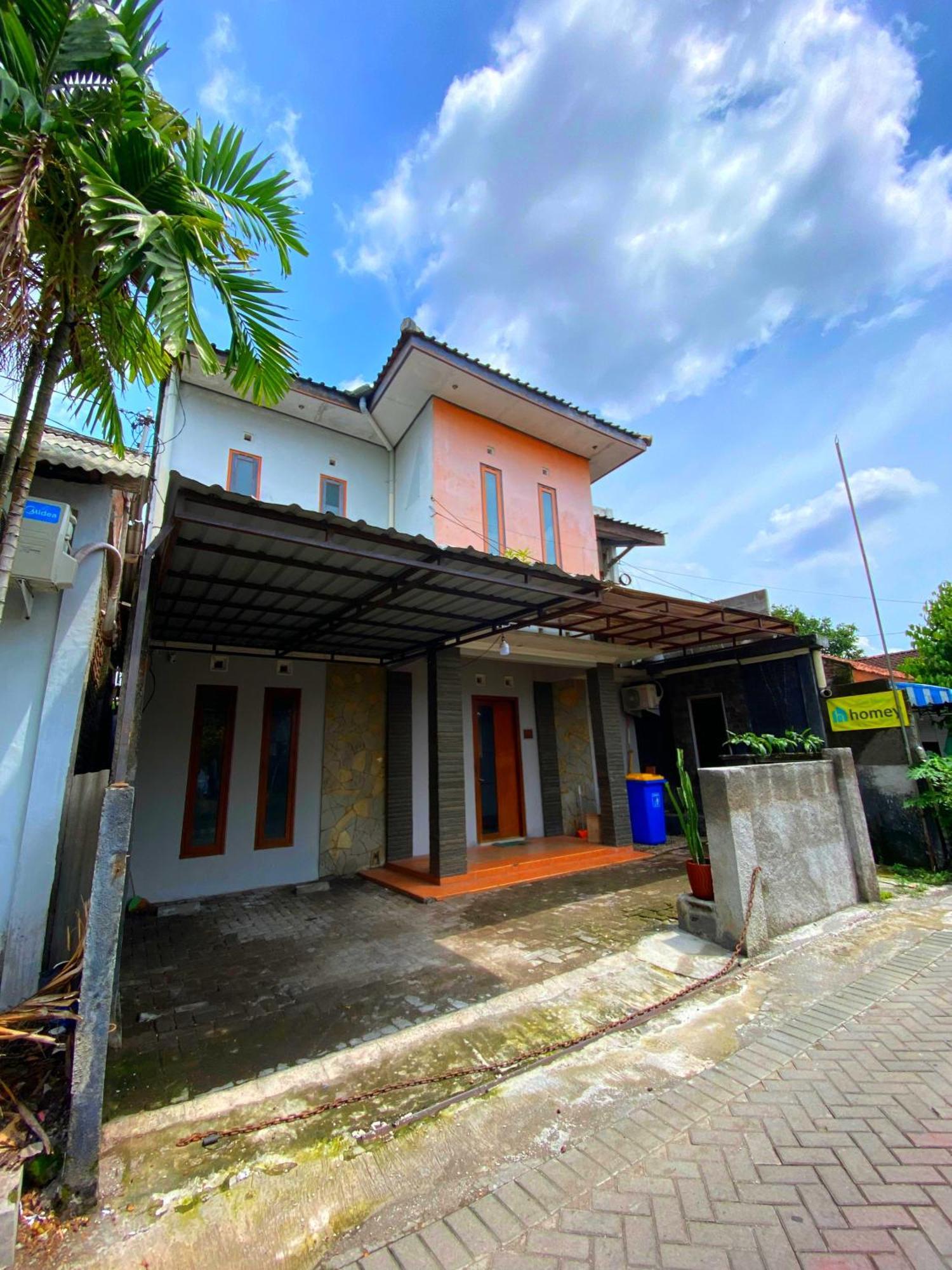 Jogja Day Inn Γιογκιακάρτα Εξωτερικό φωτογραφία